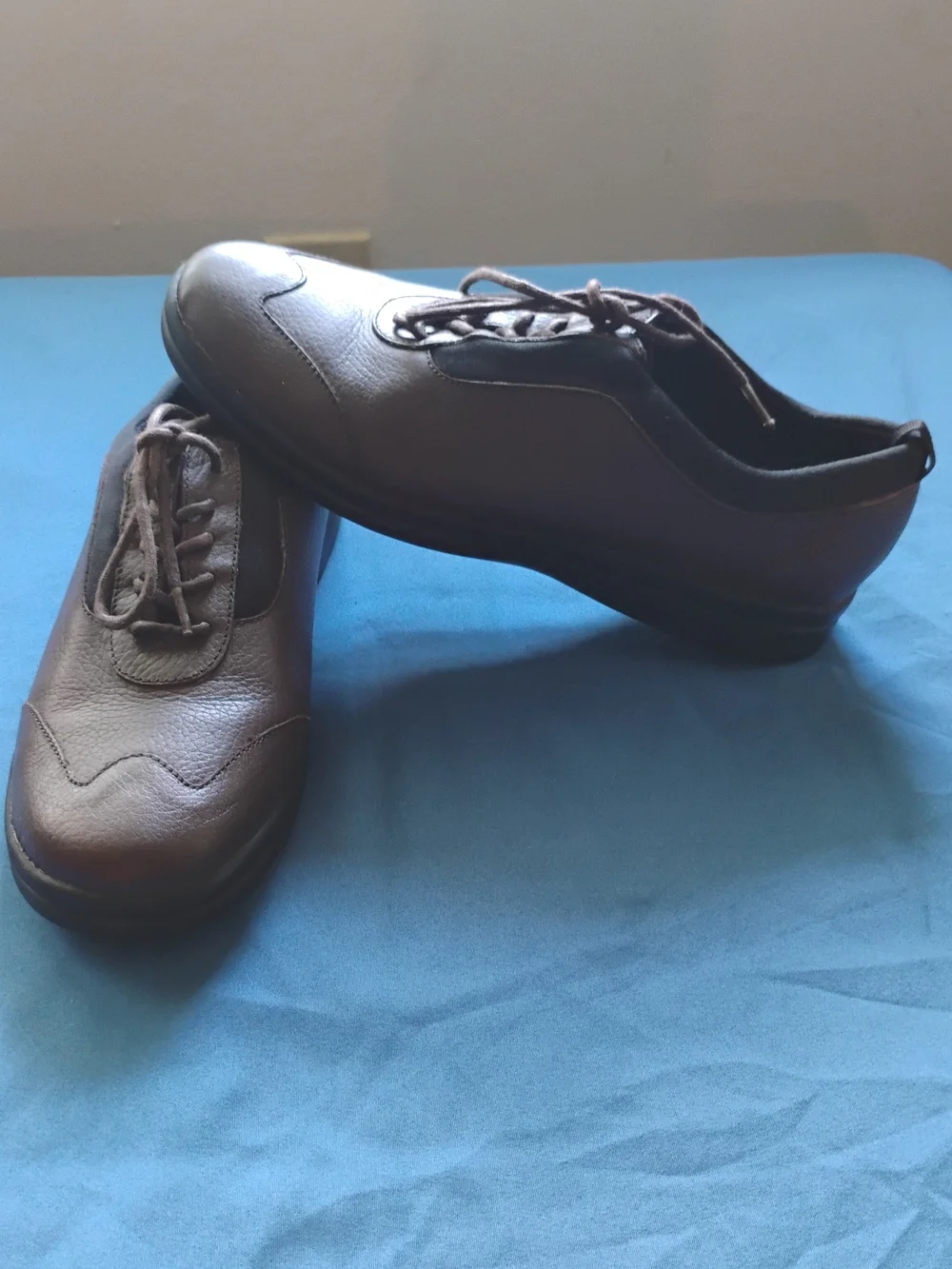 Duckhead Lace Up Shoes Wm Sz 9.5M Brown Faux Leather Cushioned #189202 EUC